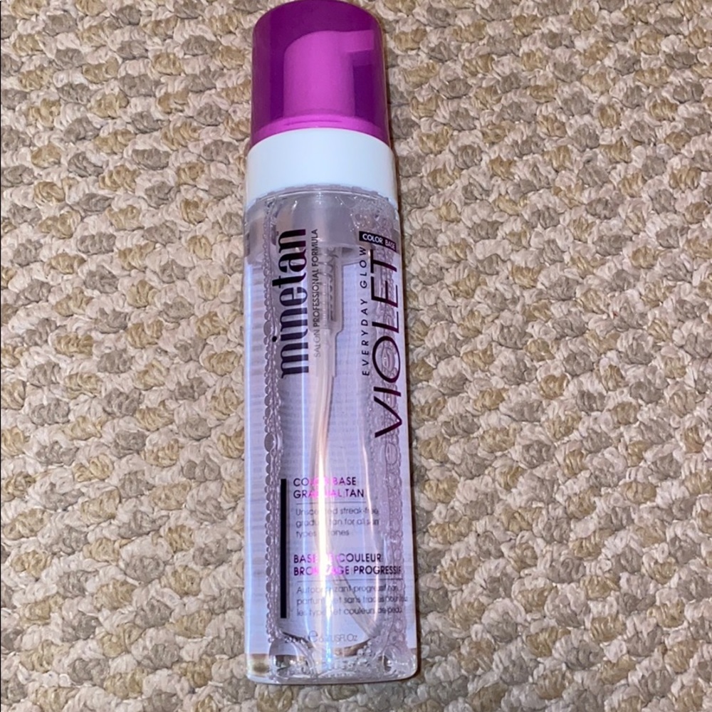 Minetan Violet gradual tan foam